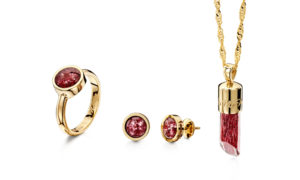 image of memorial jewellery for ash jewellery for cremated remains options